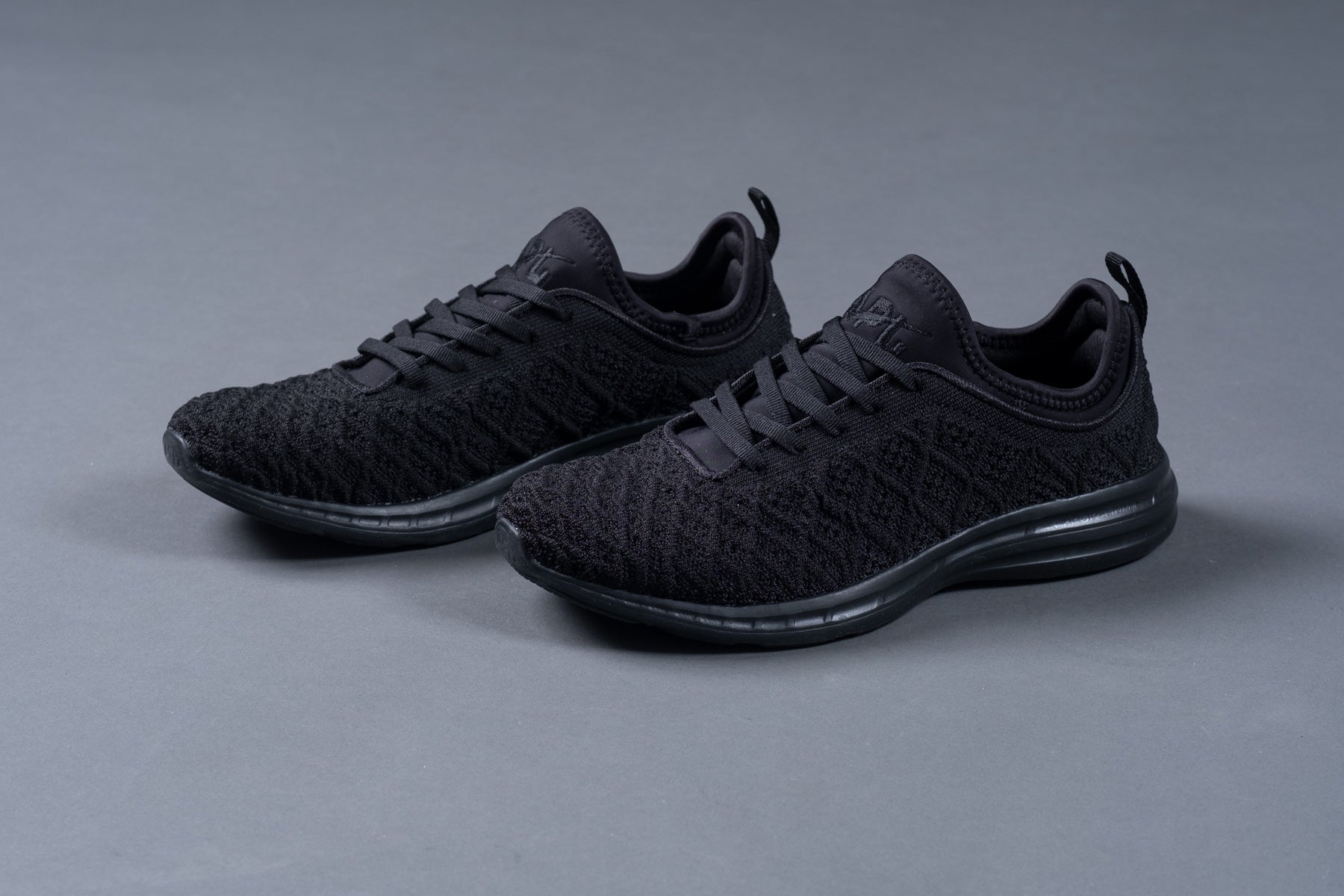 APL Womens Techloom Phantom Black/Black – Element Activewear